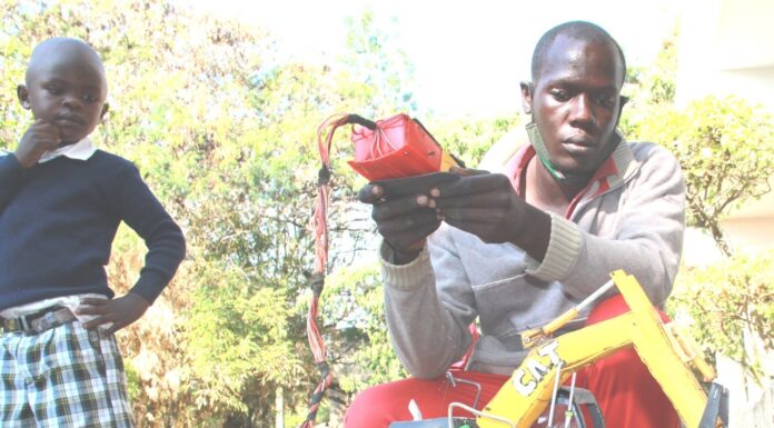 How man turns plastics into toys to conserve environment