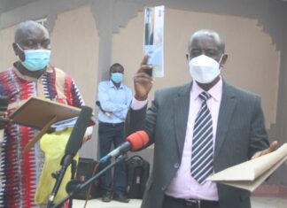 Menyenya alumni fete former principal, starts kitty for needy students