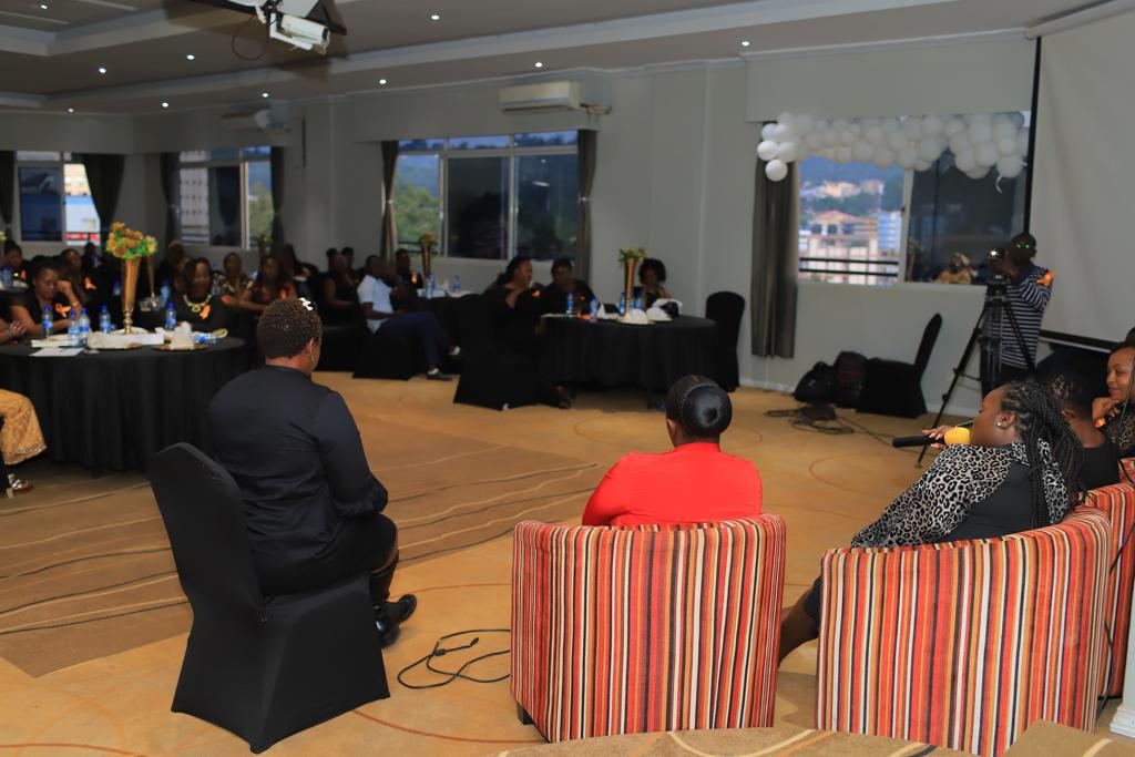 A wide-angle view of the event setting during one of the panel discussions. PHOTO/GWILN.