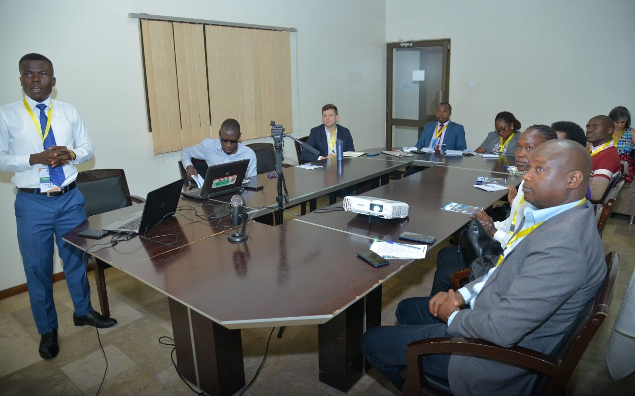 𝐌𝐫.𝐌𝐮𝐛𝐢𝐫𝐮 𝐁𝐞𝐧𝐚𝐫𝐝. He presented his results on "The effect of COVID-19 pandemic on the operation of private schools in Mbarara City North Division". PHOTO/MUST.