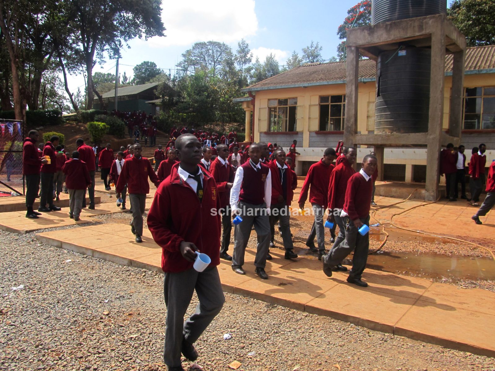 Dagoretti High School students going for mid-morning tea. PHOTO/Tebby Otieno, Scholar Media Africa.