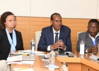 Evidence-based policies expected as MoE partners with global initiative From left Dr. Randa Grob-Zakhary, CEO of Education.org, Elyas Abdi, Director General Ministry of Education, and Kilemi Mwiria, Managing Director Education.org Africa. The three were addressing the media in a launch meeting of the International Working Group in Nairobi. PHOTO/Courtesy.